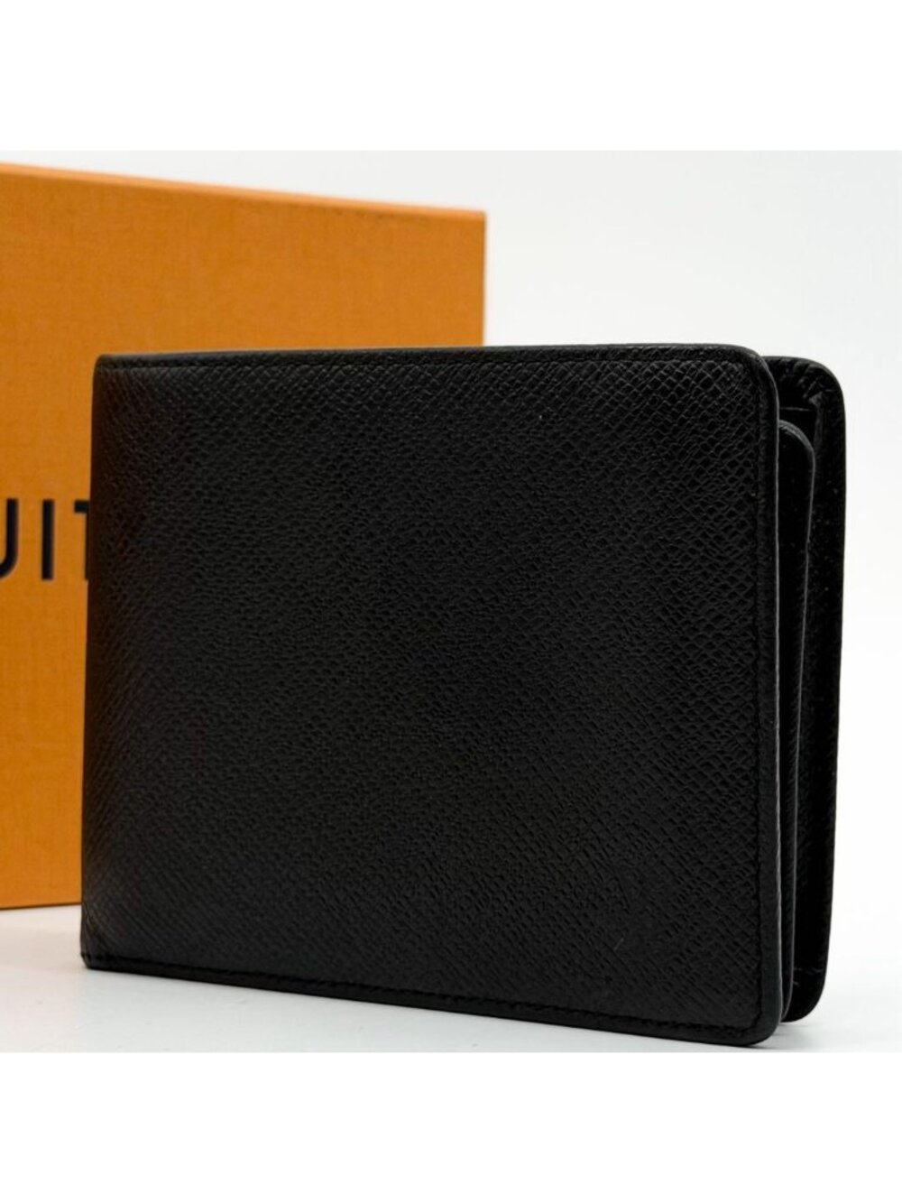 Louis Vuitton Portefeuille Florin Taiga Marco Compact Black Wallet